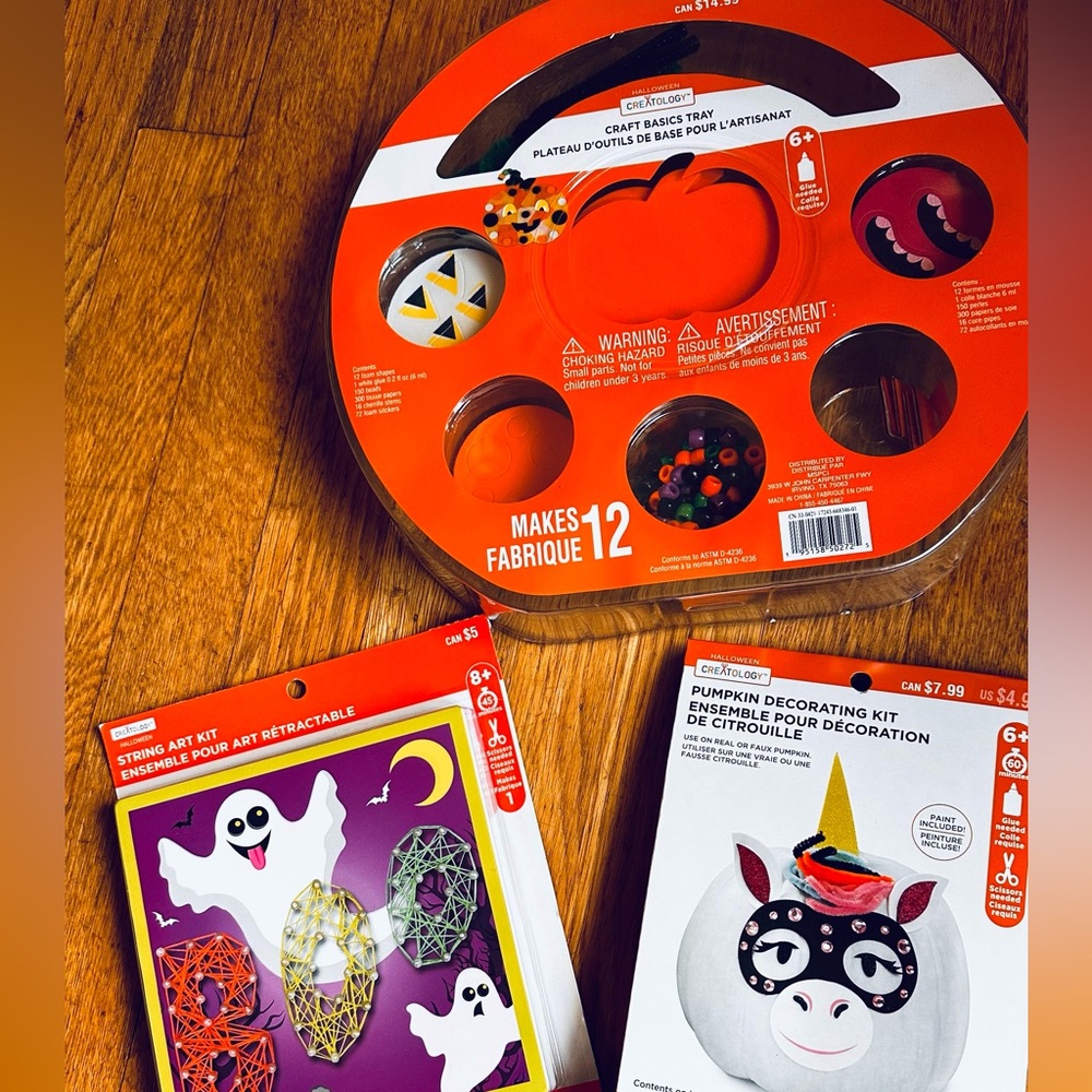 Halloween craft kits - assorted
